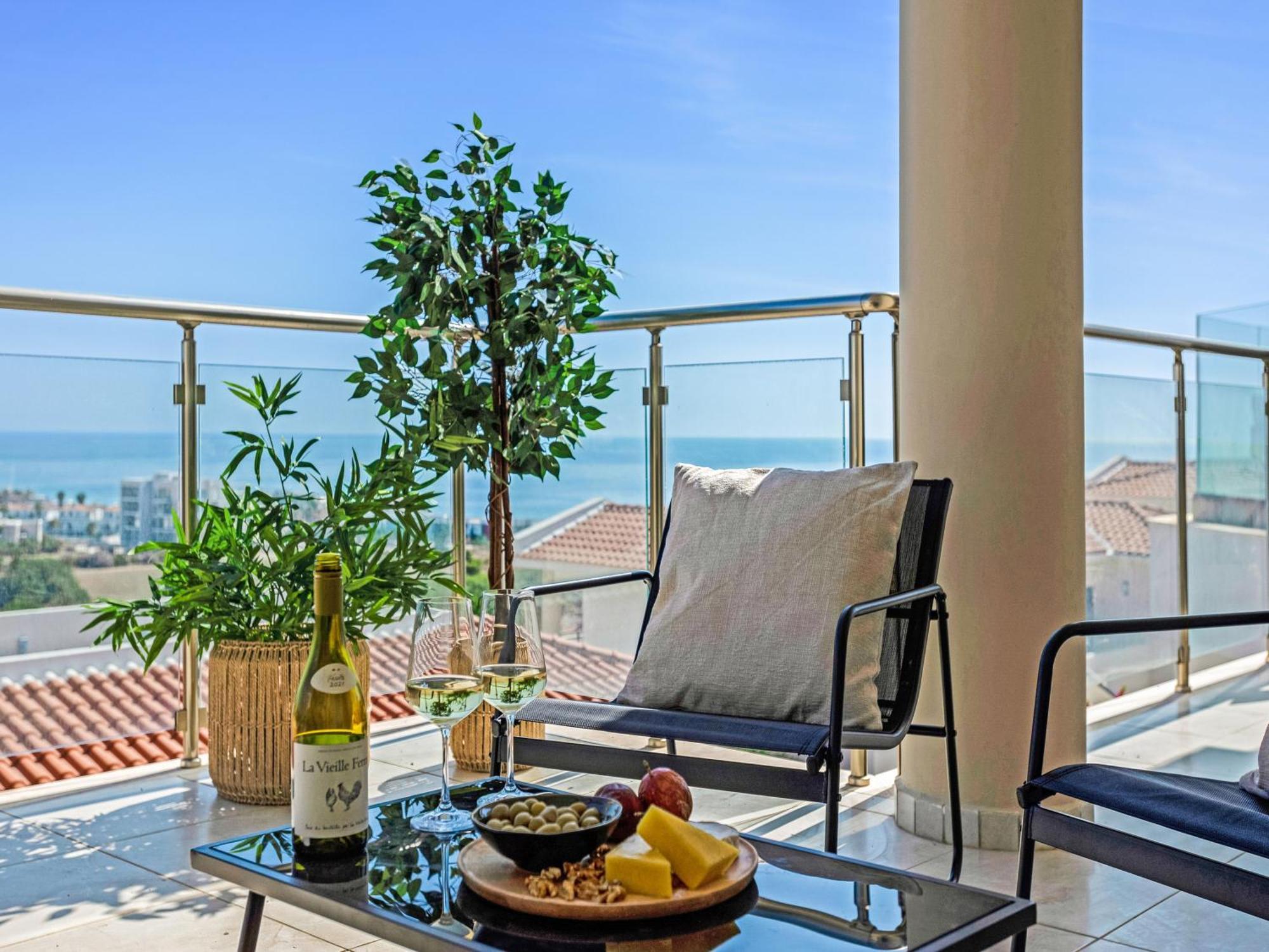 Sanders Seaview Klorakas Стая снимка